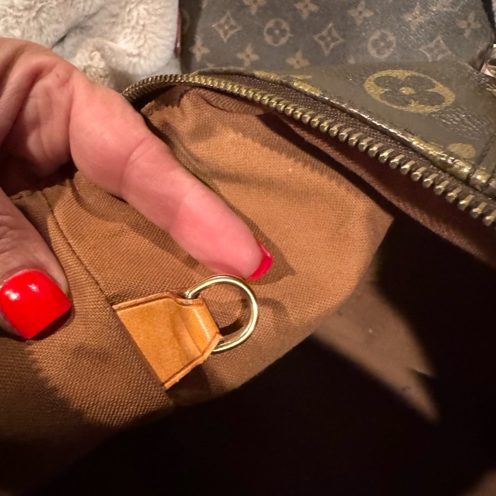 Louis Vuitton Classic Monogram Totally “GM” - Picture 14 of 16